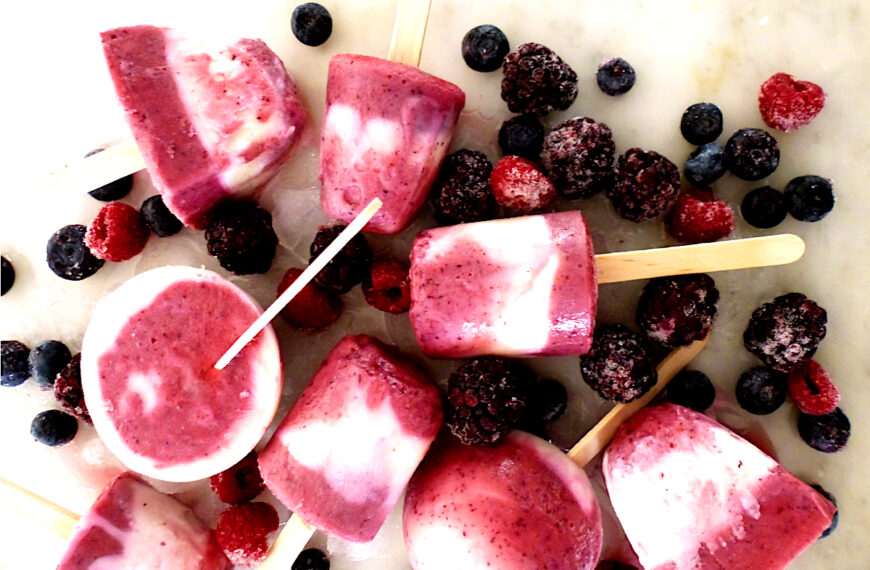 Gelato yogurt e frutti di bosco