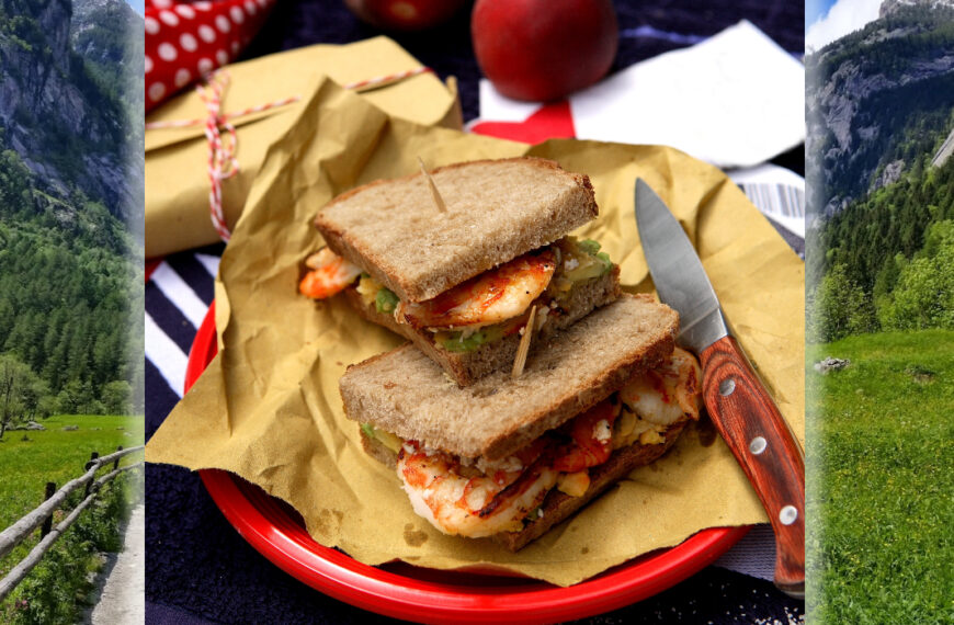 Panini gamberi, avocado e ceci